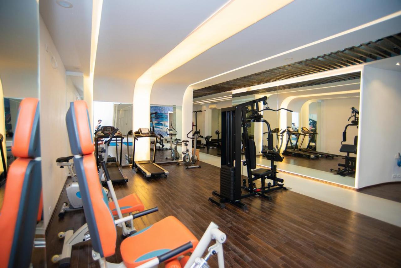 Bougainville Bay Hotel Sarandë Esterno foto The gym at the hotel