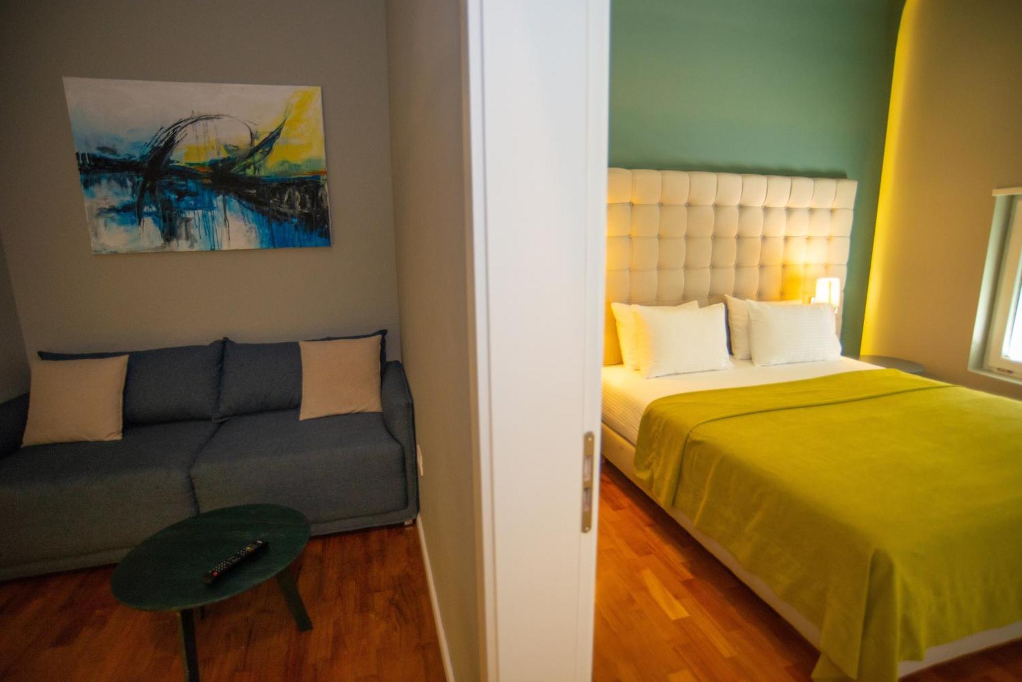 Bougainville Bay Hotel Sarandë Esterno foto Suite