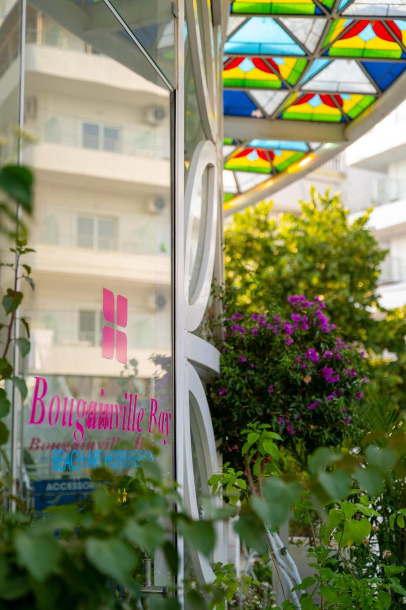Bougainville Bay Hotel Sarandë Esterno foto Entrance to the hotel