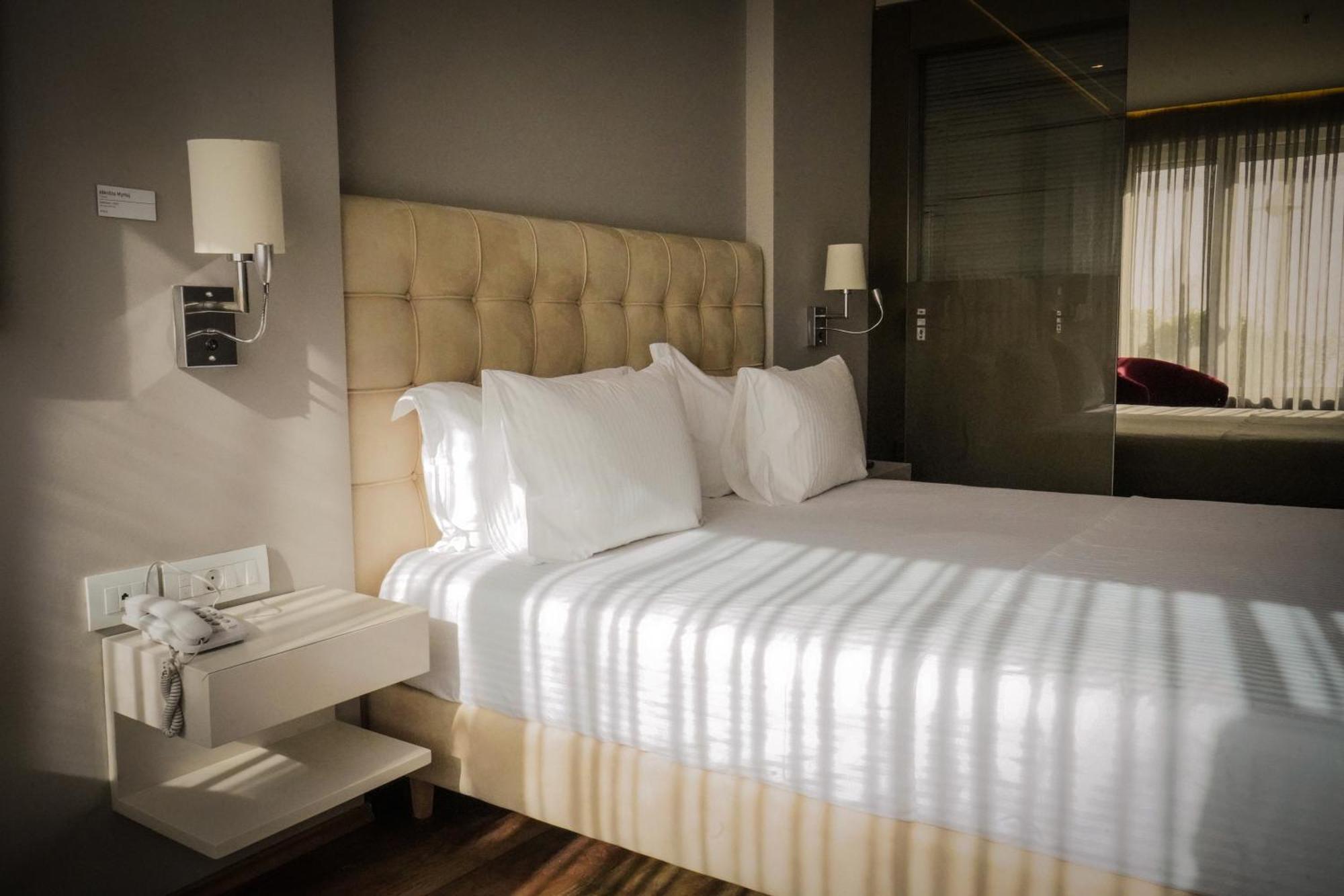 Bougainville Bay Hotel Sarandë Esterno foto