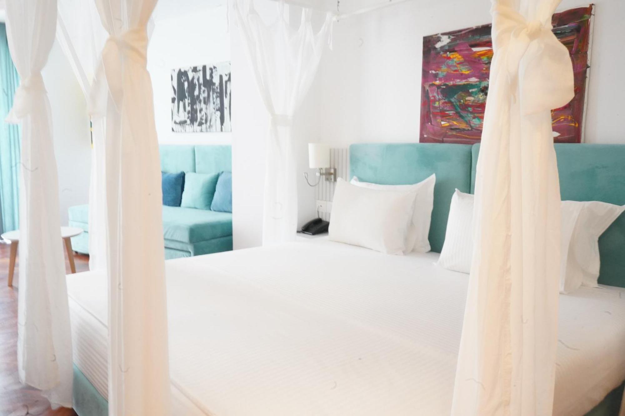 Bougainville Bay Hotel Sarandë Esterno foto